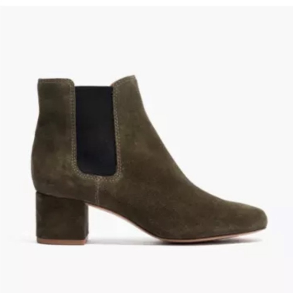 Madewell The Walker Gusset Block Heel Chelsea Boot in Suede Kale Green 8